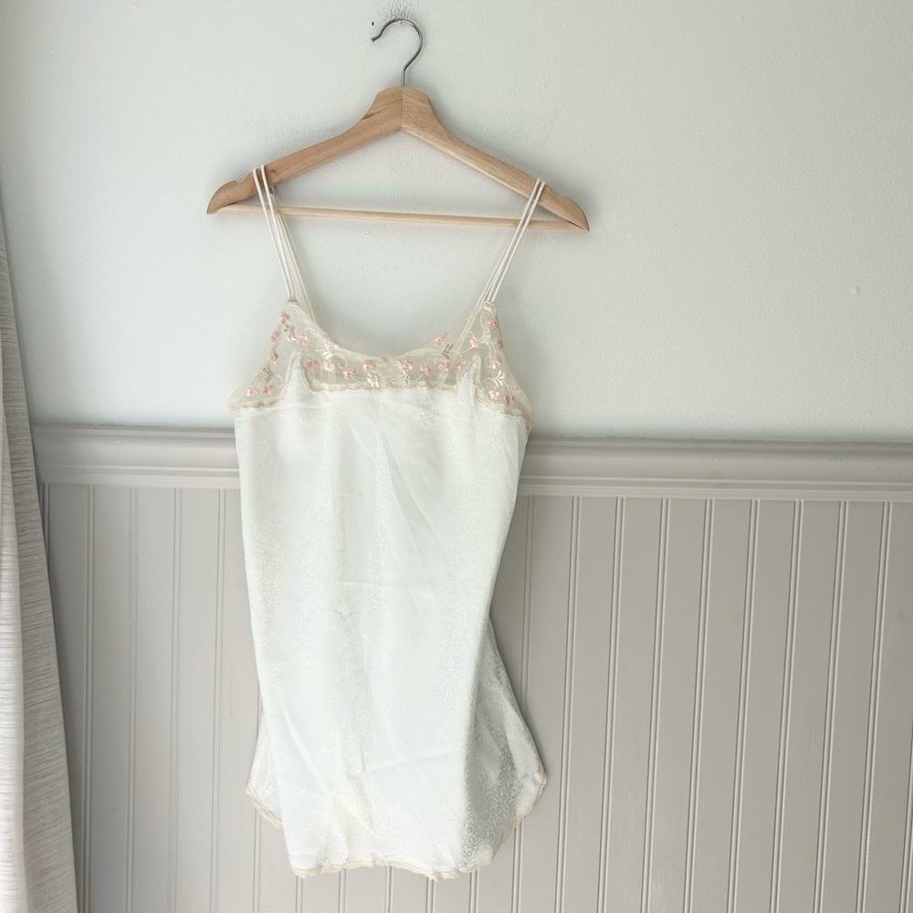 Vintage Victoria's Secret Gold Tag Cream Floral Lace Lingerie Cami Slip